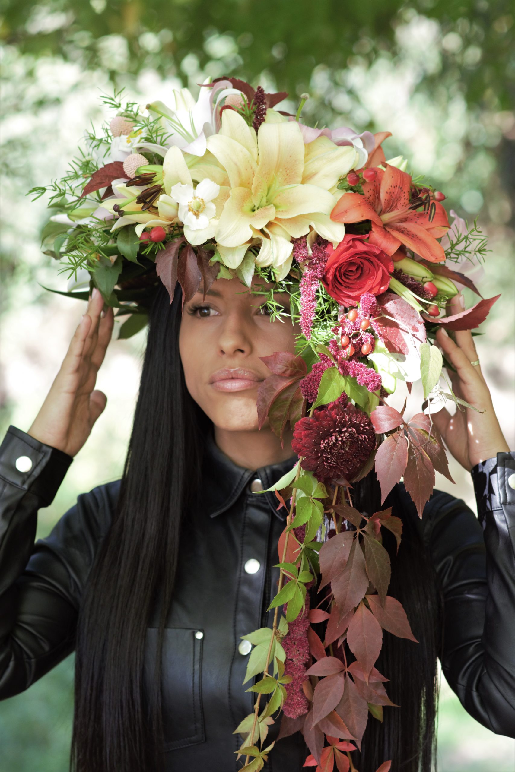 Lily headdress - 49060 - Infinity Flowers by Alexandra (1)